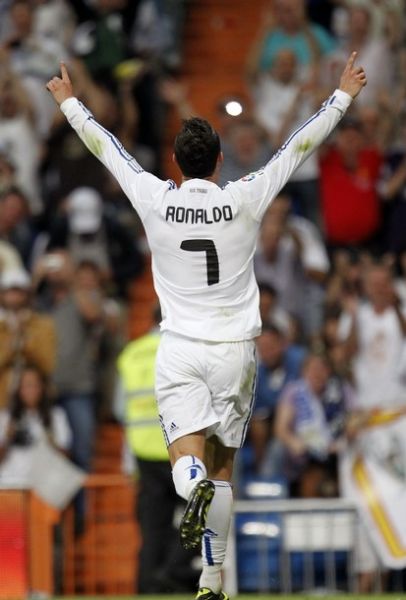 给任何人 给任何人